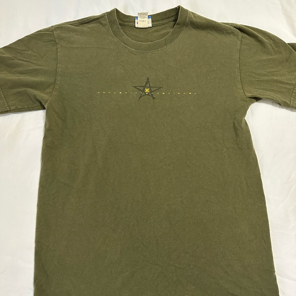 Men’s Hurley T-shirt -size M